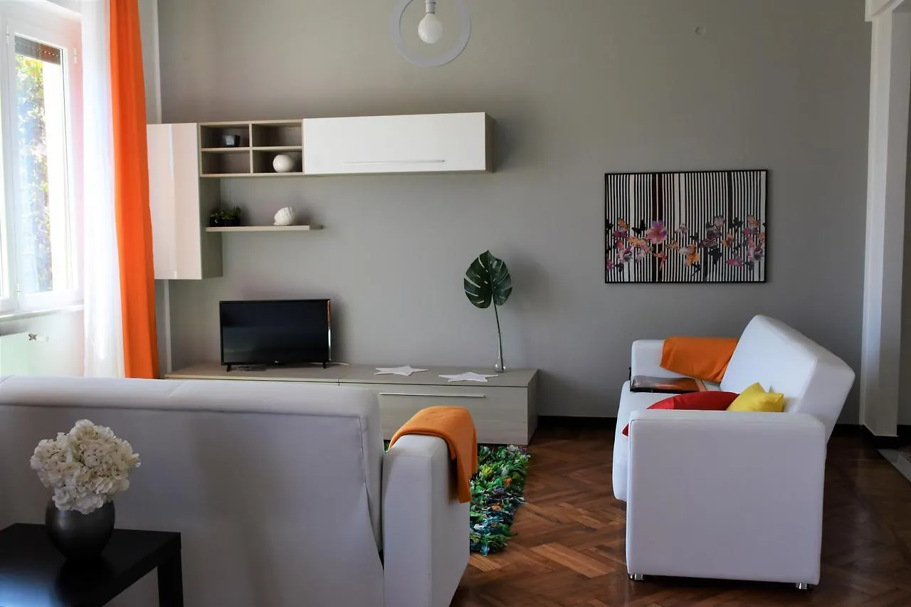 House Luna Rossa By Holiday World Apartment Chiavari