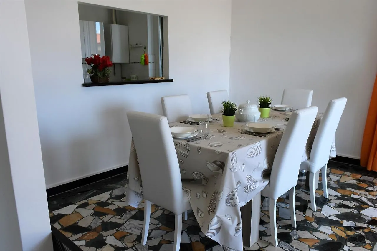 House Luna Rossa By Holiday World Apartment Chiavari Italy